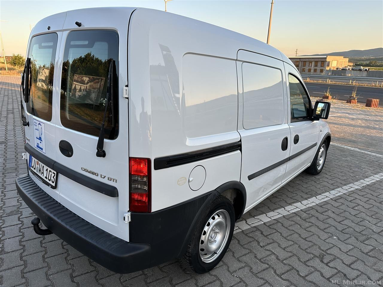 Opel Combo 1.7 DTI motor japan