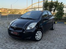 Toyota yaris 1.4 nafte 2009