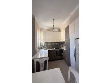 Jepet APARTAMENT me qira 1+1 prane stadiumit Dinamos!!!
