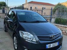 Toyota Auris 1.4 nafte 2010 (model 2011)