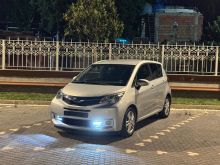 Subaru Treiza (Yaris Verso)