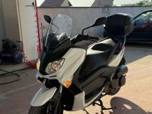 Yamaha xmax