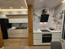 SHITET APARTAMENT 2+1 TE MALI I ROBIT,
