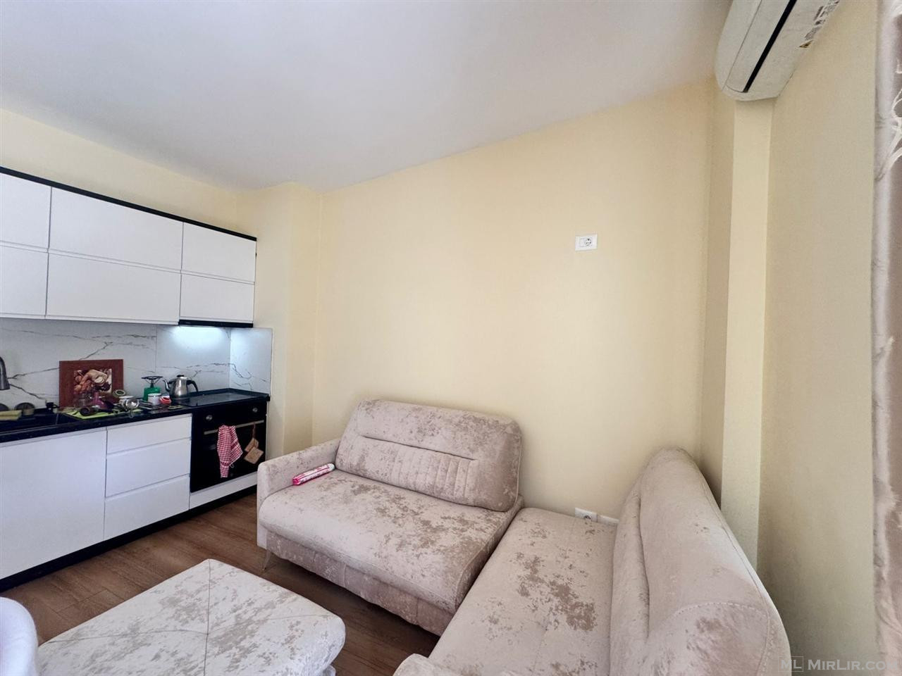 Shitet Apartament Mbrapa Spitalit Rajonal Durres