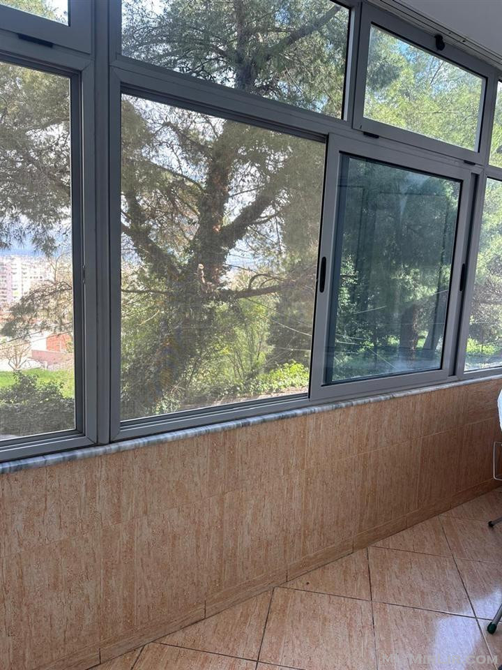 Shitet apartament 2+1+2 tek Vila e Zogut, Durrës