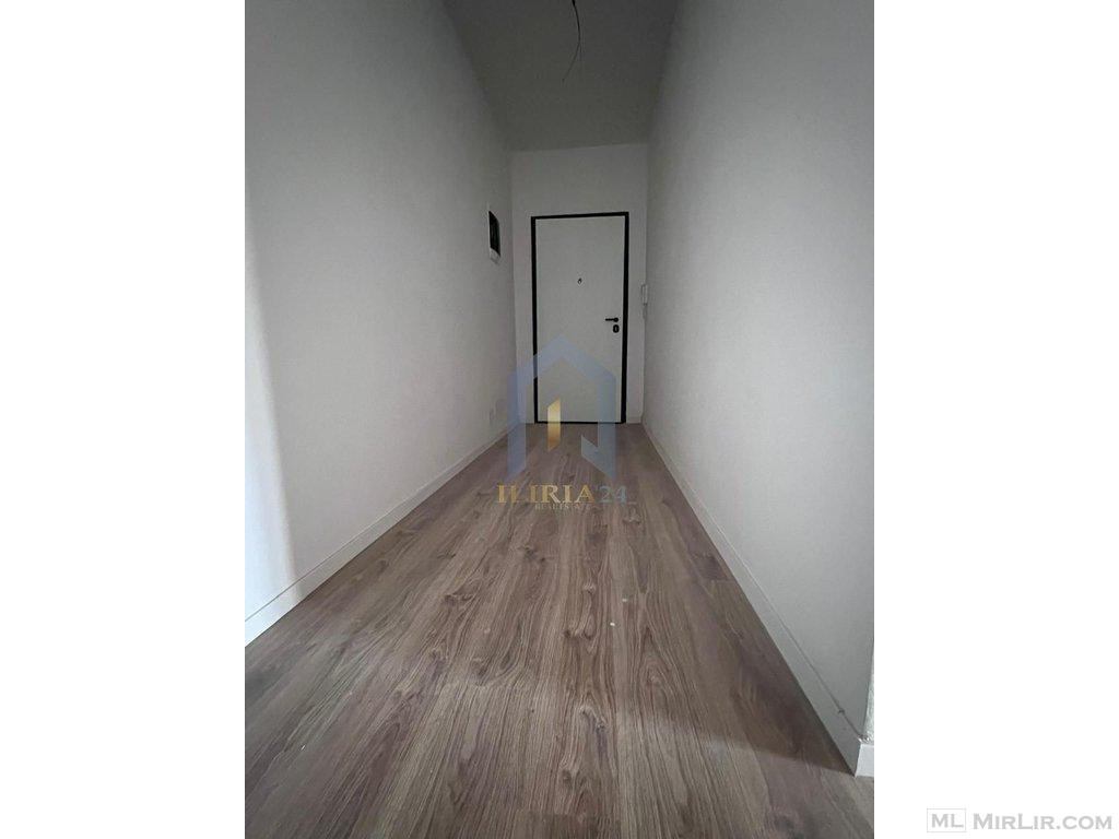 Apartament 2+1 per shitje ne \"Kamez\"