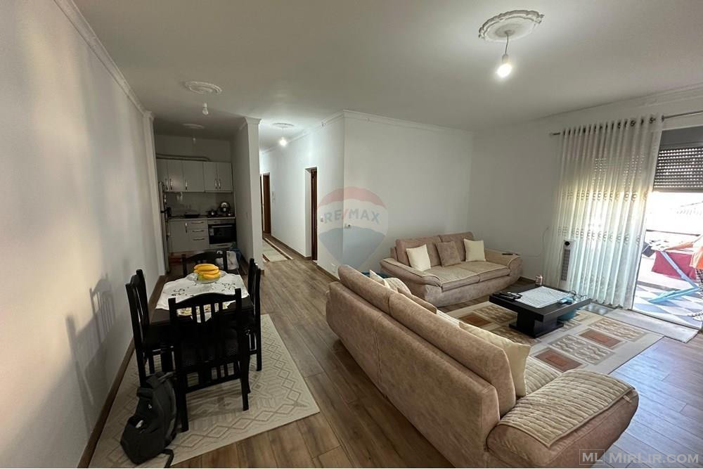 APARTAMENT 2+1 PER SHITJE NE FRESK