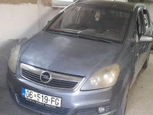 Opell Zafira 1.9D me 7 ulëse