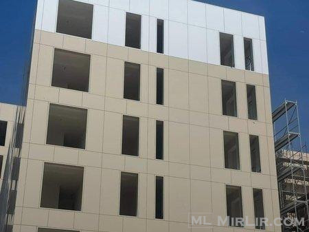 Shitet, Apartament 1+1, Bulevardi i Ri, Tiranë.