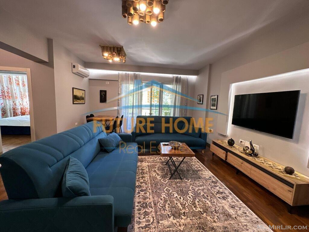 0683487469 Shitet, Apartament 2+1, Kopshti Zoologjik