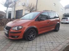 TOURAN CROSS 2.0TDI DSG-2009