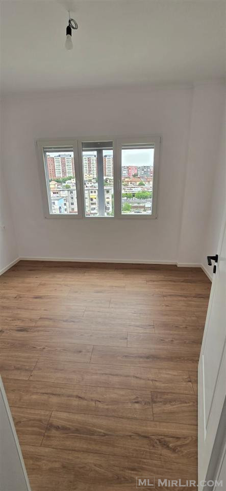 Shitet apartment 1+1 tek rruga e Kavaje