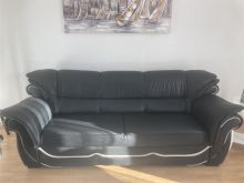 Shiten mobiljet bashke me tavoline dhe komode - 180 Euro