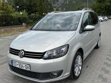 🔹 VW Touran 2.0 TDI Bluemotion – 2011🔹
