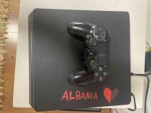 Playstation 4 slim