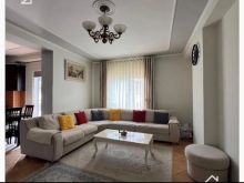 Shitet apartament 2+1+2