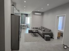 Shitet apartament 2+1