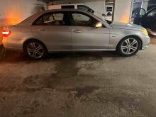 Shitet, Mercedes benz E-200 ne gjendje te rregullt.PA DOGAN