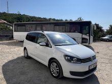 VW  touran 2012 2.0 Nafte Automat