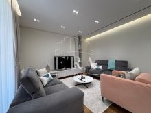 Shitet apartament 2+1, San Pietro, Gjiri i Lalzit.