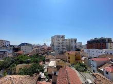 SHITET APARTAMENT NE BULEVARDIN KRYESOR, DURRES !!