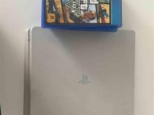 Playstation 4 Slim