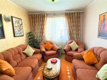 Kavaje,apartament  3+1  , shetitorja \