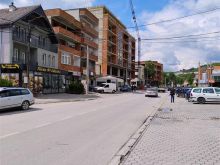 Shitet penthousi ne Han te Elezit