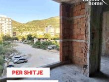 SHITET APARTAMENT 2+1 NE LUNGOMARE VLORE
