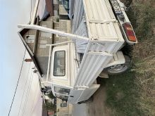 Shitet apo nderrohet kombi T4