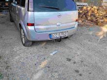 Shitet opel meriva 1.6 benzin i po sa ardhur viti 2006
