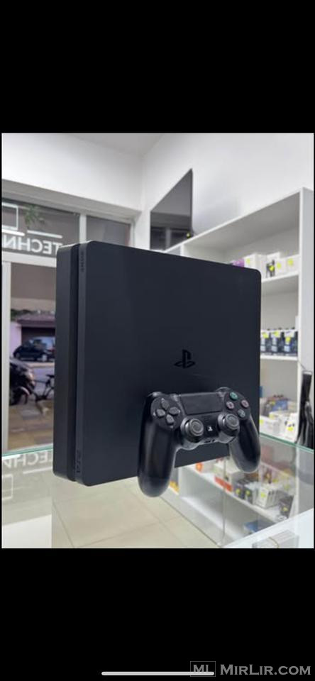 PLAY STATION 4 SLIM