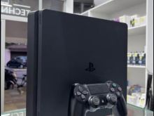 PLAY STATION 4 SLIM