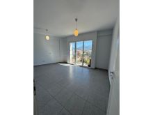 Shitet, Apartament 2+1, Oxhaku, Tiranë