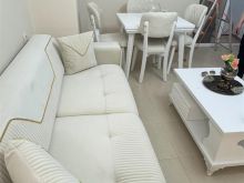 Apartament I mobiluar