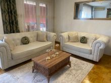 Shiten 2 divanë modern – 2sh & 3sh, shumë të ruajtur