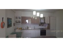 Shitet Apartament 2+1+ post Parkimi ne Astir pranë Fabrikes