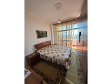 Shitet, Apartament 2+1, Rruga 5 Maji, Tiranë.