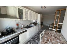 Shitet, Apartament 3+1+2, Prane Markates Durres !