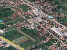 Shitet truall per kapanon,buze rruge dytesore te autostrades Kavaje-Rrogozhine(afer AutoDupi,afer Auto “Dupi”Blerimaj