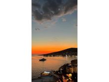0692268458 Shitet, Penthouse, Sarandë.