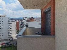 Shitet banesa 155m2 ne qender te qytetit me mobilje