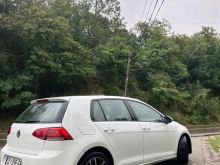 Shitet Golf 7 1.6 Dizel ne Super gjendje.