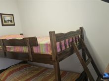 Shitet Apartament 2+1+2 ne vijen e pare te detit ne Golem.
