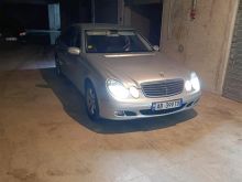 Mercedes benz E 200
