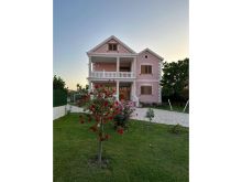 Vilë Me Qira në Shijak - 800€ !
