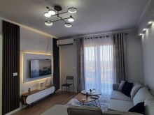🏢 Shitet apartament modern në Kamëz! 🏢