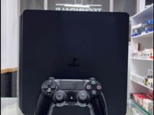 PLAY STATION 4 SLIM