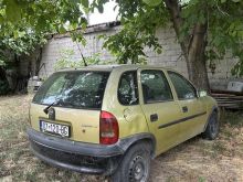 Shitet Opel Corsa 2000 Edition