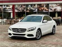 MERCEDES BENZ C220 2016